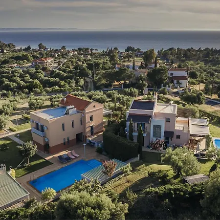 Thea Ii Sea View Private Pool Villa, וילה ניקיטי