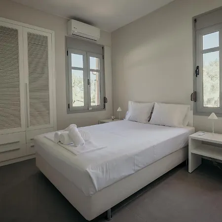 Thea Ii Sea View Private Pool Villa, * ניקיטי